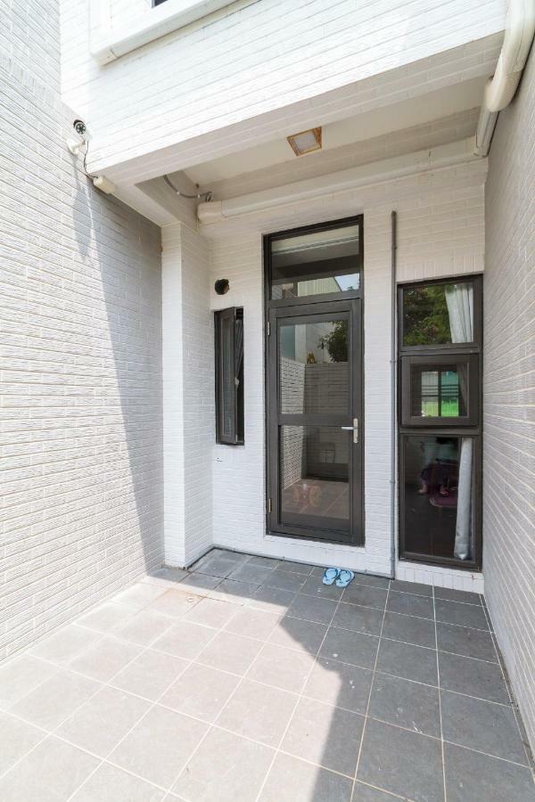 Exctic Homestay Tainan Exterior photo